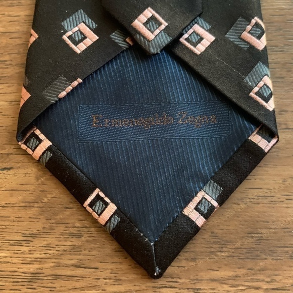 Ermenegildo Zegna Black Gray & Pink Silk Tie